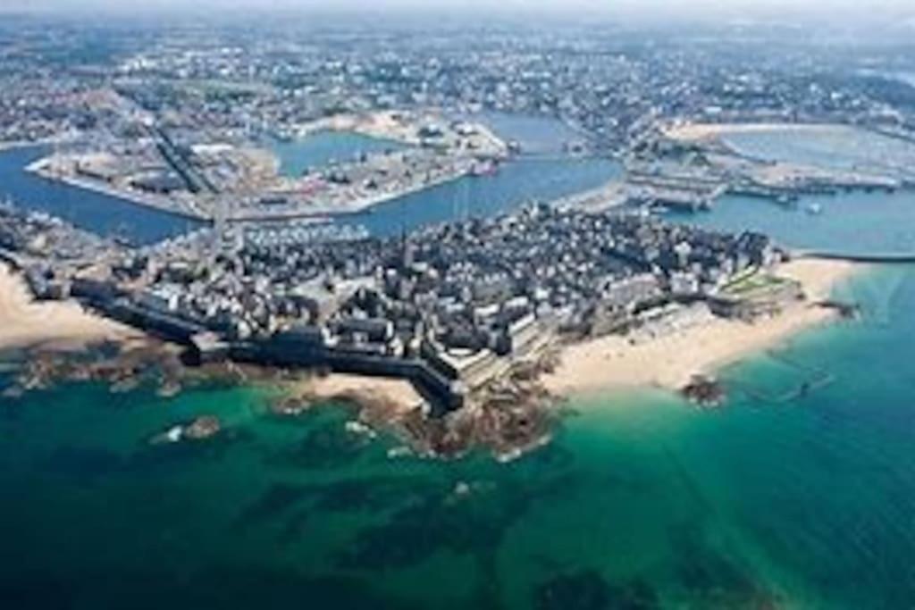 Gite Ti Mad Entre Saint-Malo Et Le Mont St Michel Bonnemain Exterior foto